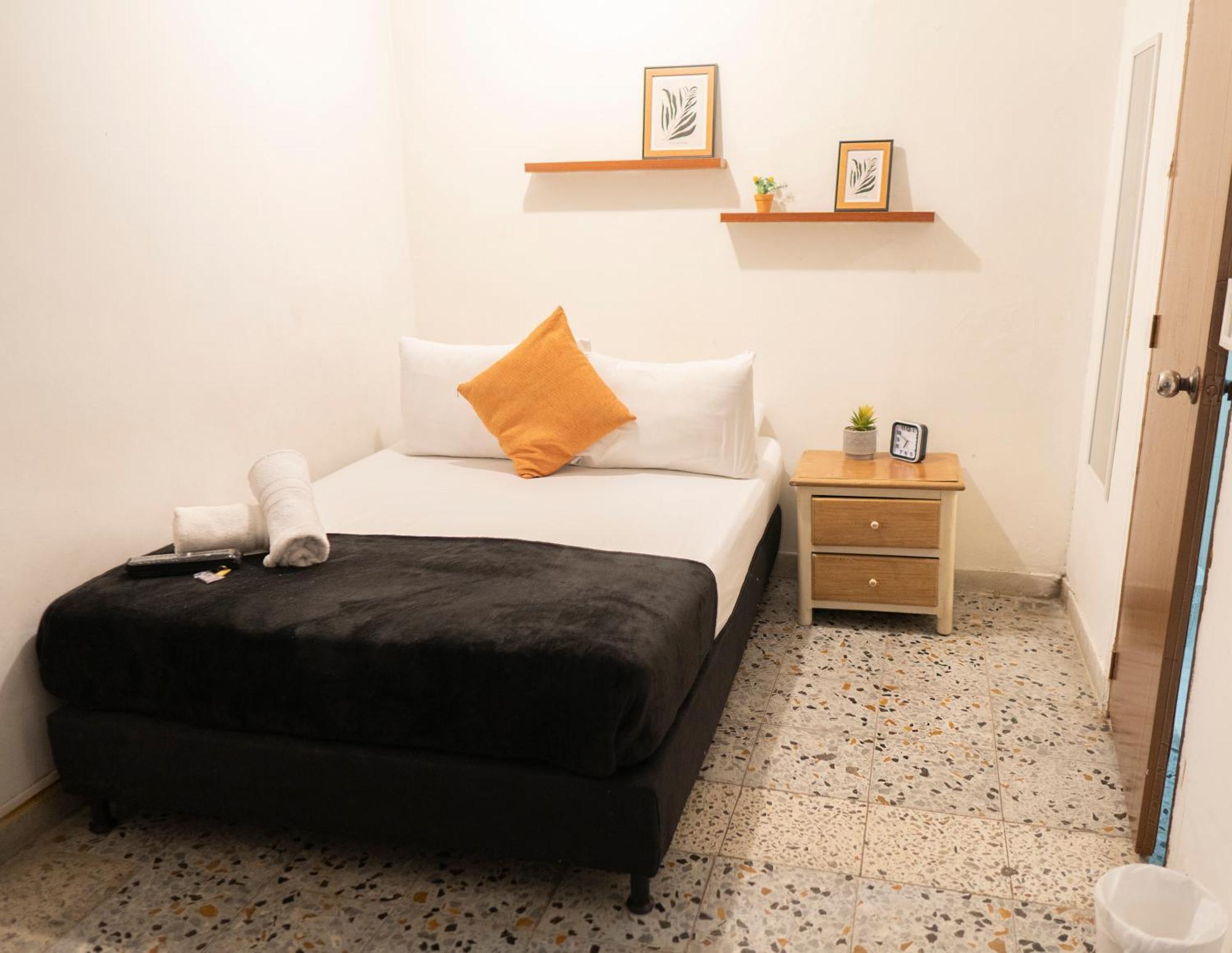 Buntes House-Casa Hotel Laureles-Estadio 麦德林 外观 照片