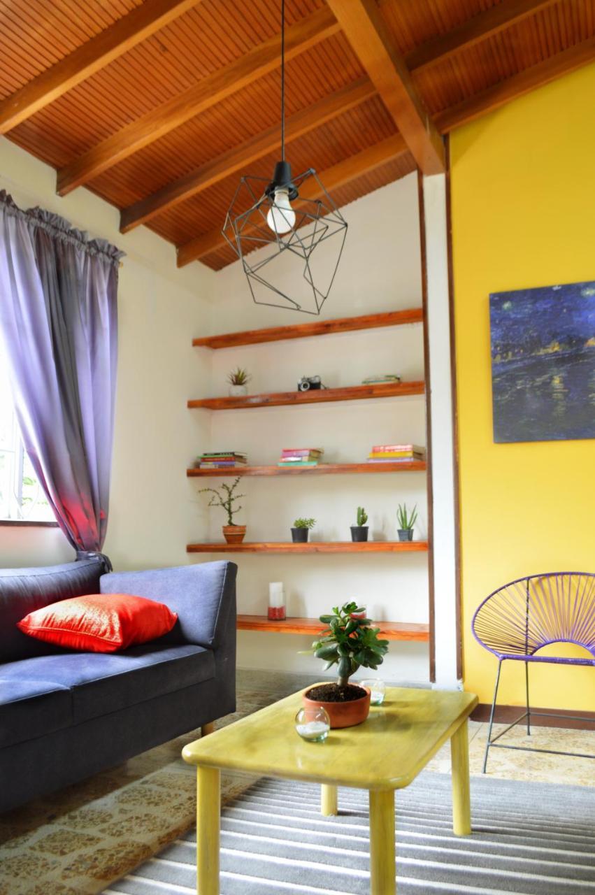 Buntes House-Casa Hotel Laureles-Estadio 麦德林 外观 照片