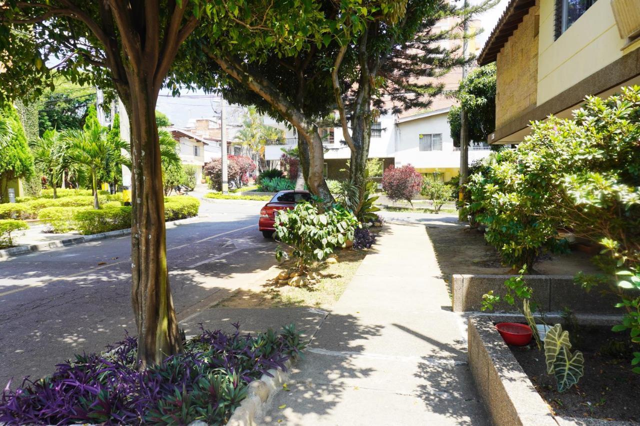 Buntes House-Casa Hotel Laureles-Estadio 麦德林 外观 照片